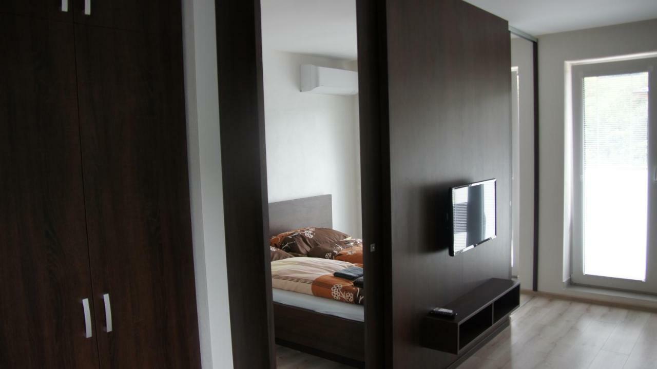 Pri Lese Apartment